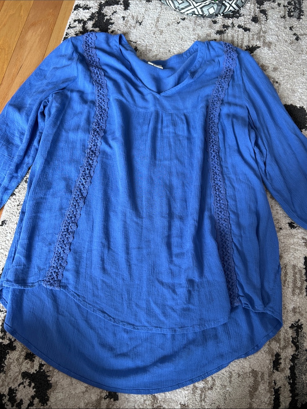 St. John's Bay Royal Blue Long-Sleeve V-Neck Tunic with Lace Trim